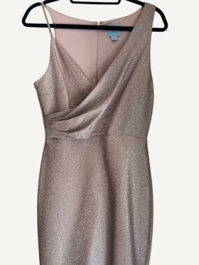 Rose gold cocktail dress 🥂✨